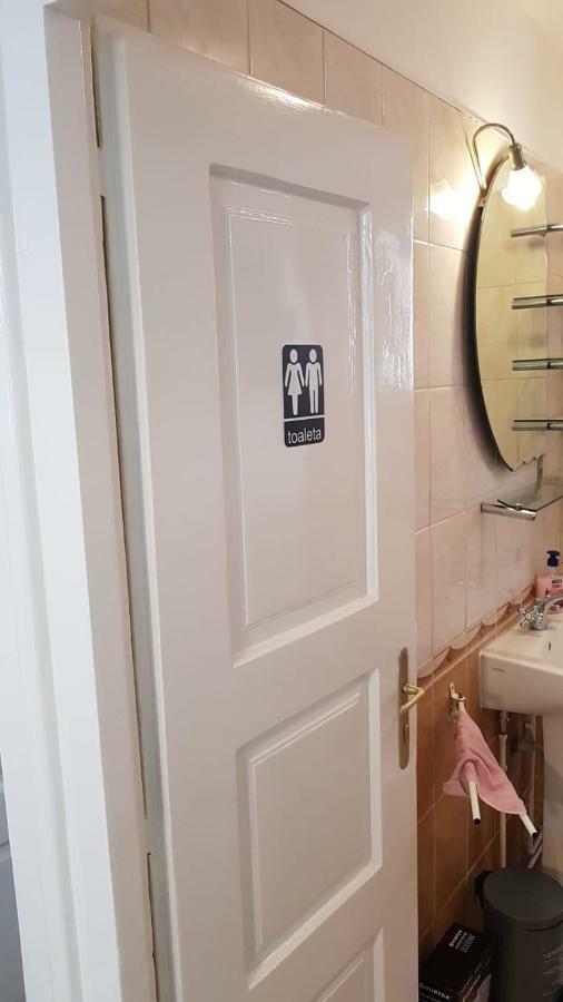 Strada Muresenilor - Savas Apartament Brassó Kültér fotó