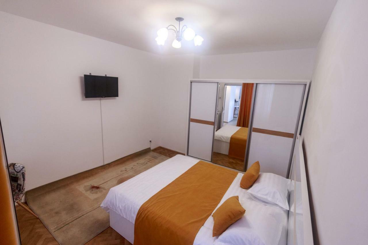 Strada Muresenilor - Savas Apartament Brassó Kültér fotó